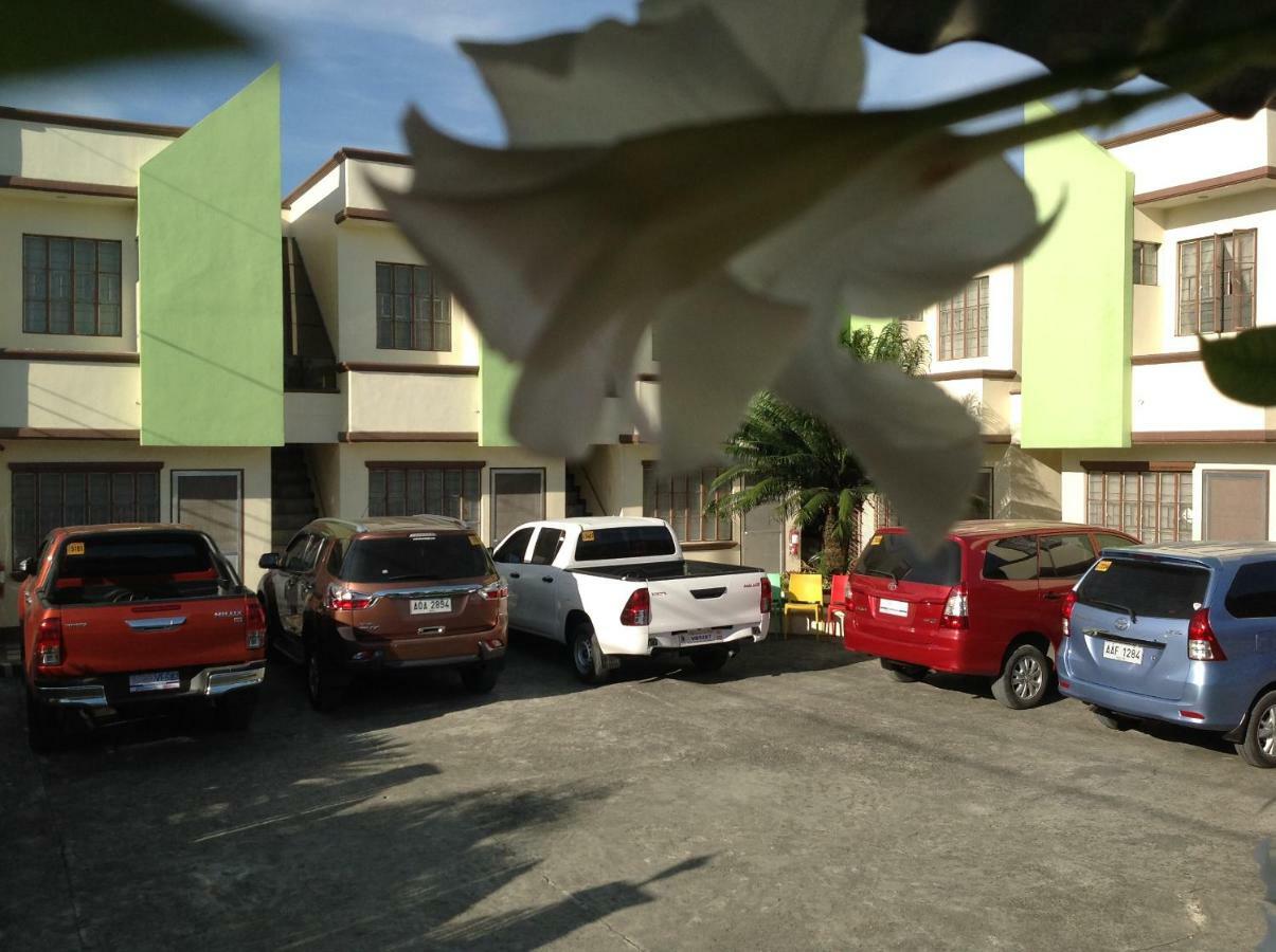 Danel Pensionne House Tacloban Esterno foto