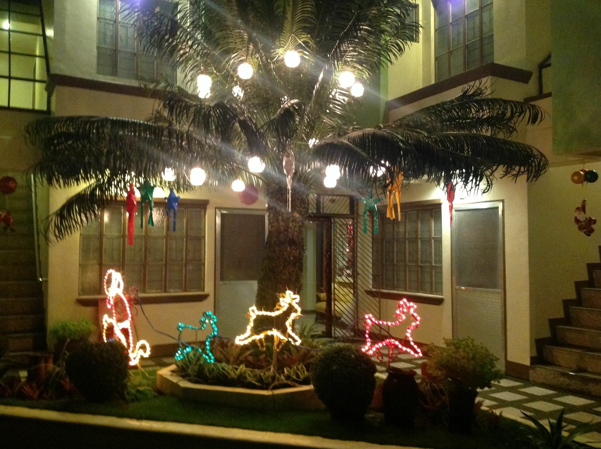 Danel Pensionne House Tacloban Esterno foto